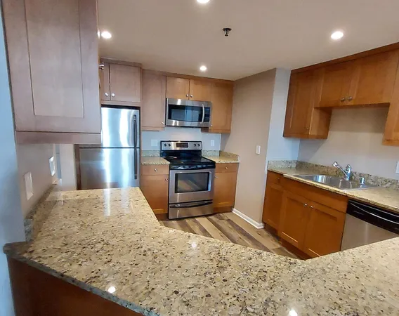 $325,000 | 270 East Highland Avenue, Unit 812, Milwaukee, WI 53202