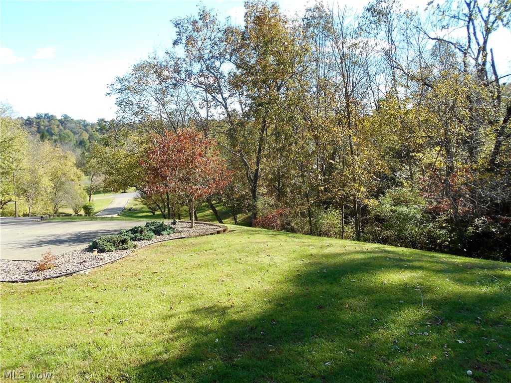 25 Tanglewood Road Belpre, OH 45714 - Photo 3 of 28 View from the front porch, towards Oxbox Golf Course