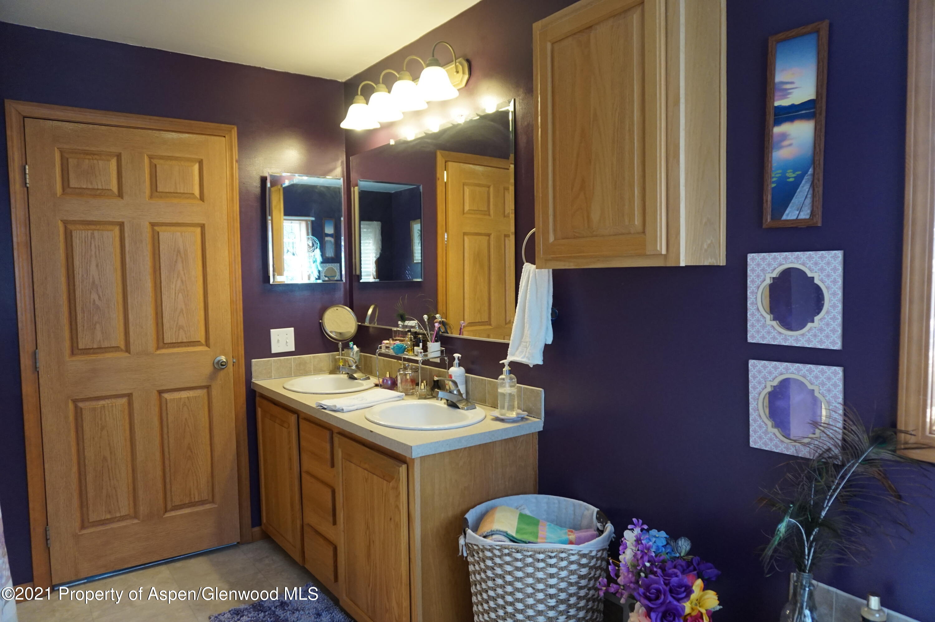 1350 Sage Ridge Road Meeker, CO 81641 - Photo 15 of 28 Master Bath
