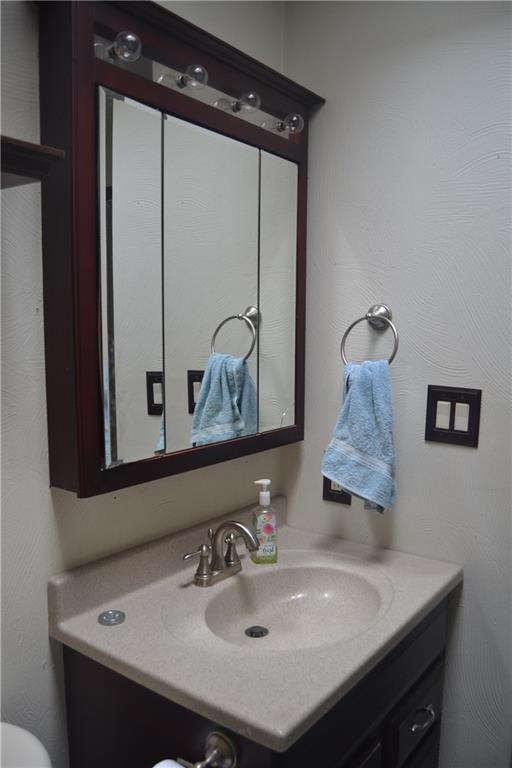 2202 Loucks Road Scottdale, PA 15683 - Photo 13 of 19 Updated main bath.
