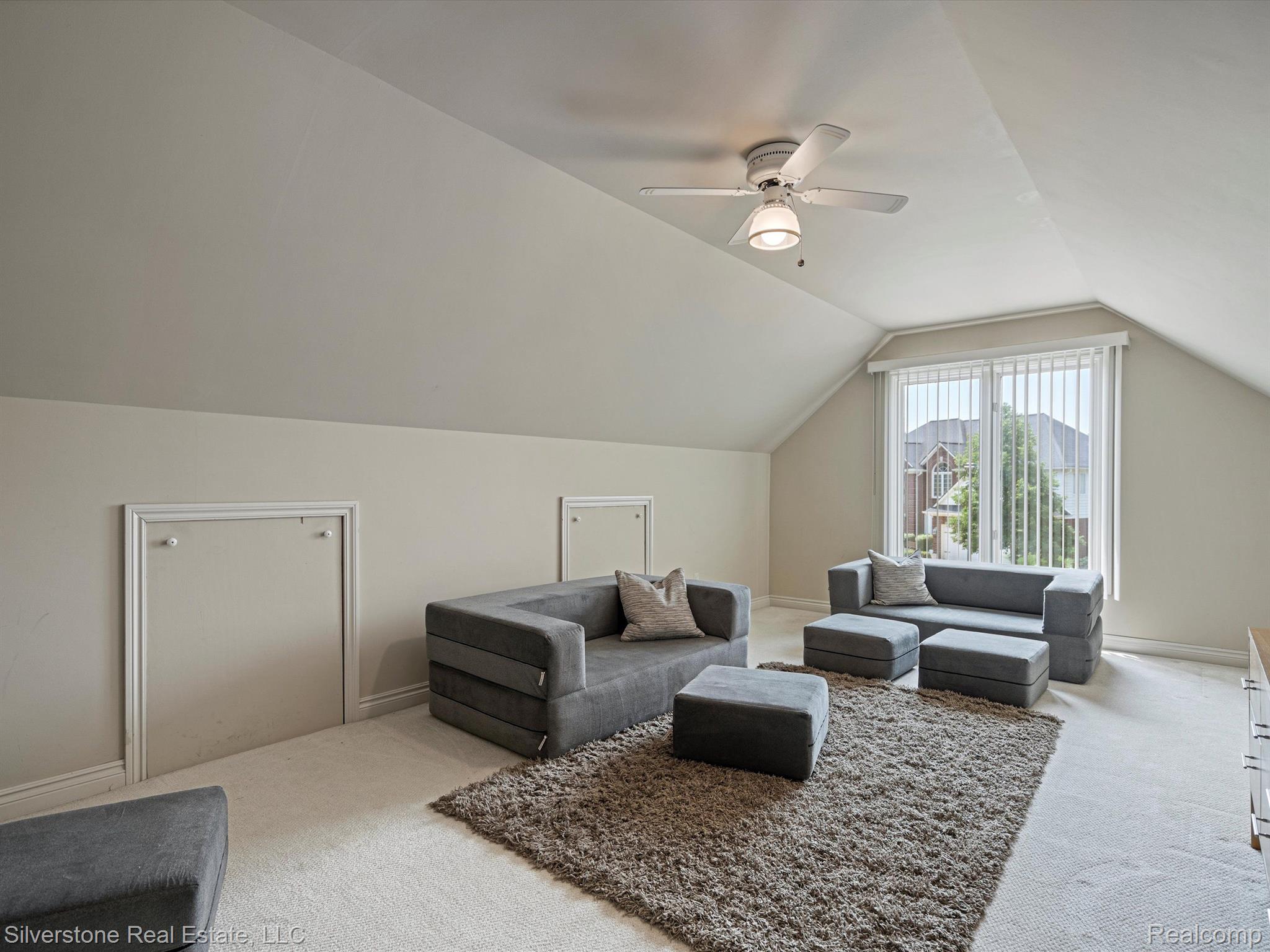 1073 Bloomview Circle Rochester, MI 48307 - Photo 29 of 45 Gallery Image 29