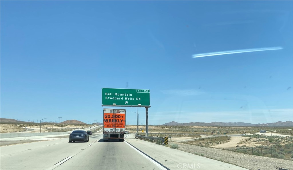 19299 Via Vista Apple Valley, CA 92307 - Photo 2 of 7