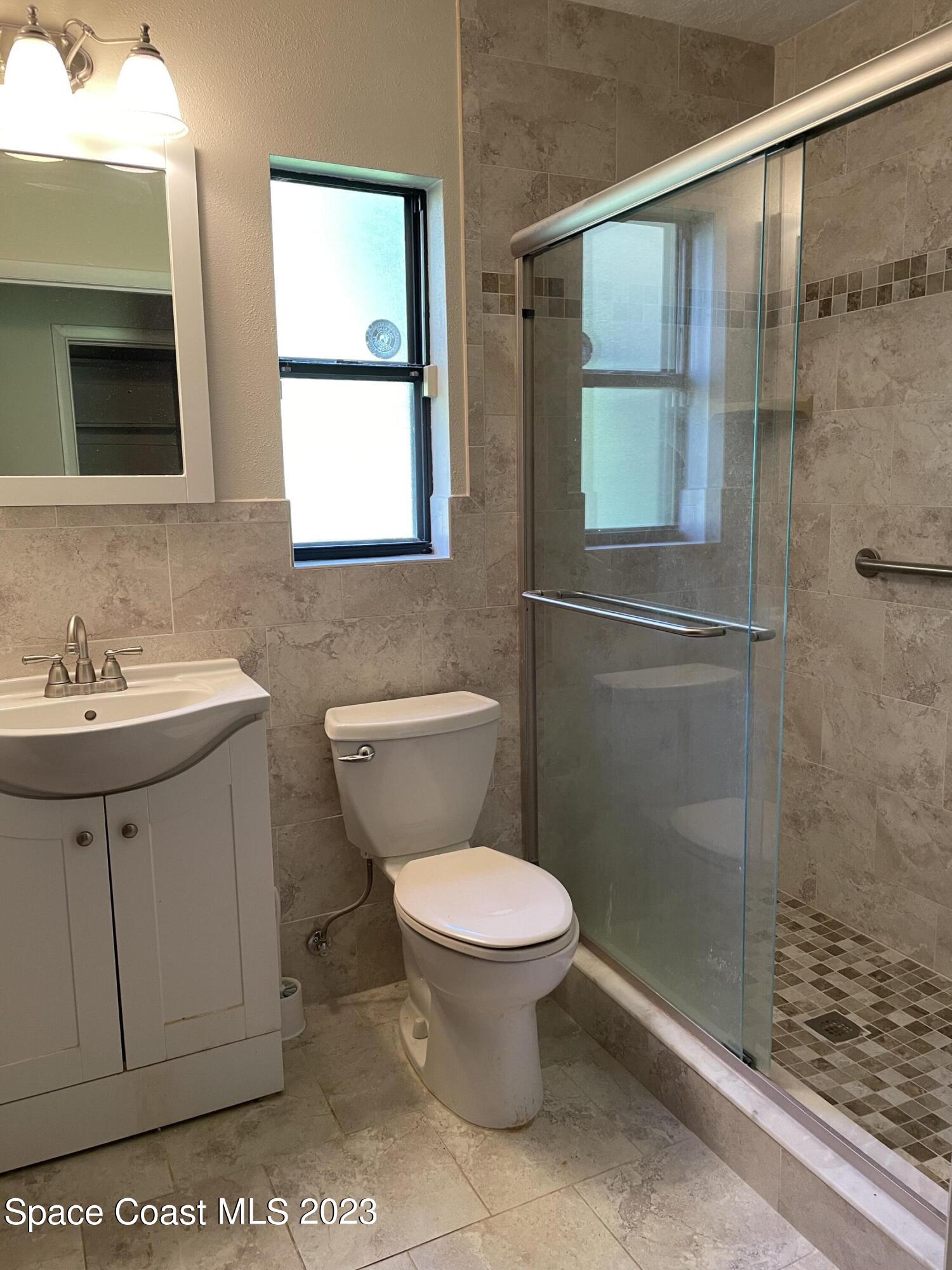 1900 Glendon Drive Melbourne, FL 32901 - Photo 5 of 7 IMG_5347