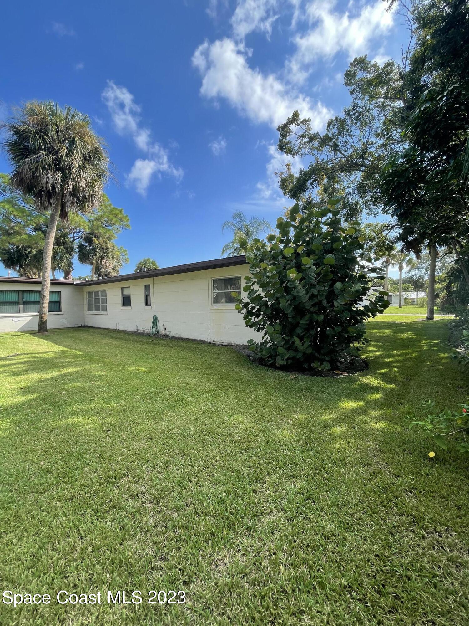 1900 Glendon Drive Melbourne, FL 32901 - Photo 7 of 7 IMG_5350