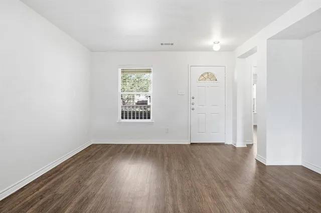 $359,900 | 6905 Planters Row Drive, McKinney, TX 75070