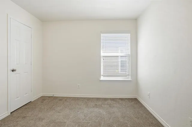 $359,900 | 6905 Planters Row Drive, McKinney, TX 75070