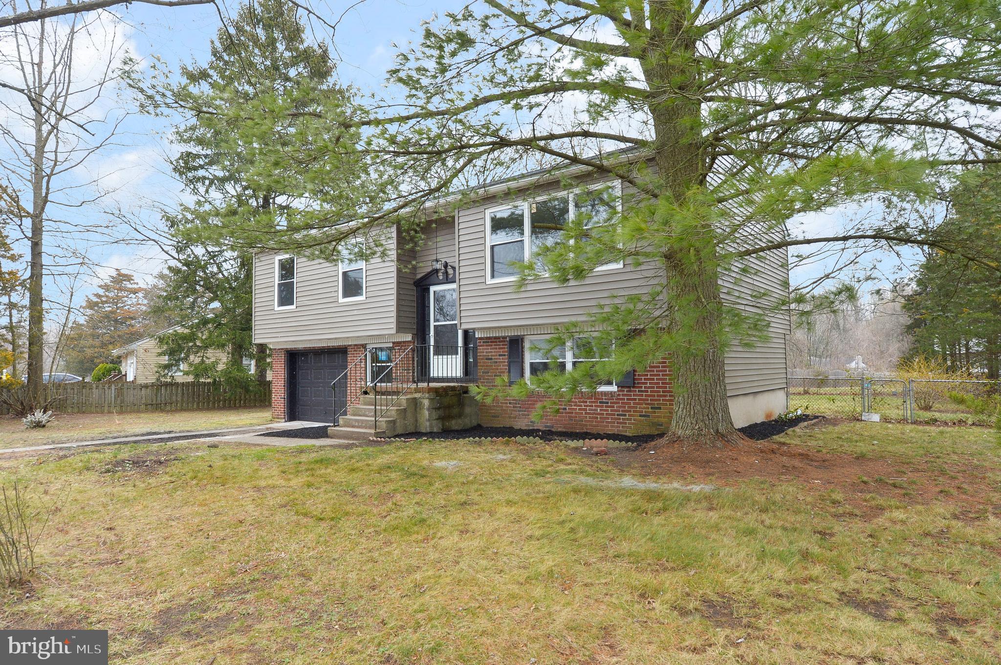 22 3rd Avenue Pemberton, NJ 08068 - Photo 3 of 30