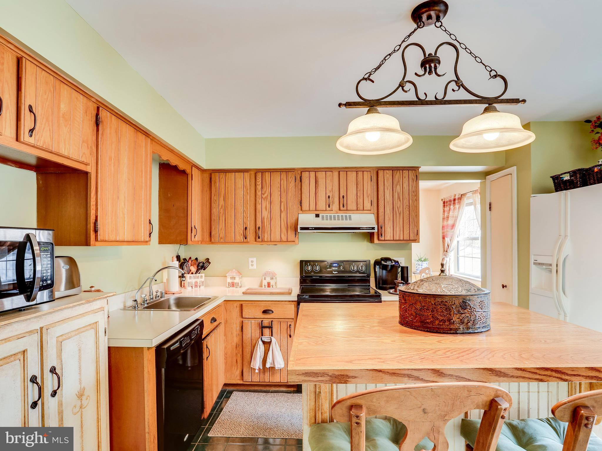 7701 Pecan Leaf Road Severn, MD 21144 - Photo 11 of 30 Kitchen
