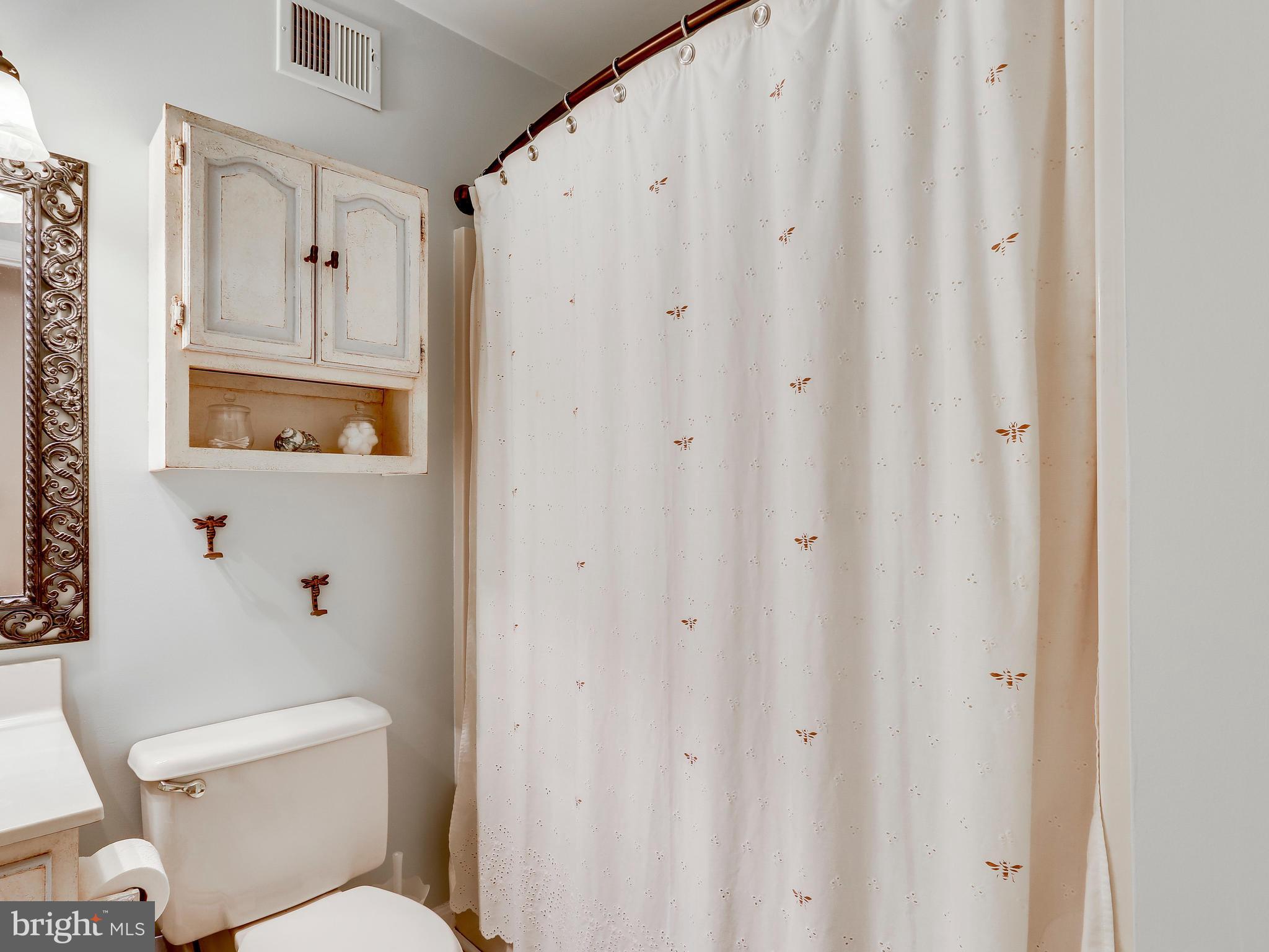 7701 Pecan Leaf Road Severn, MD 21144 - Photo 23 of 30 Bath