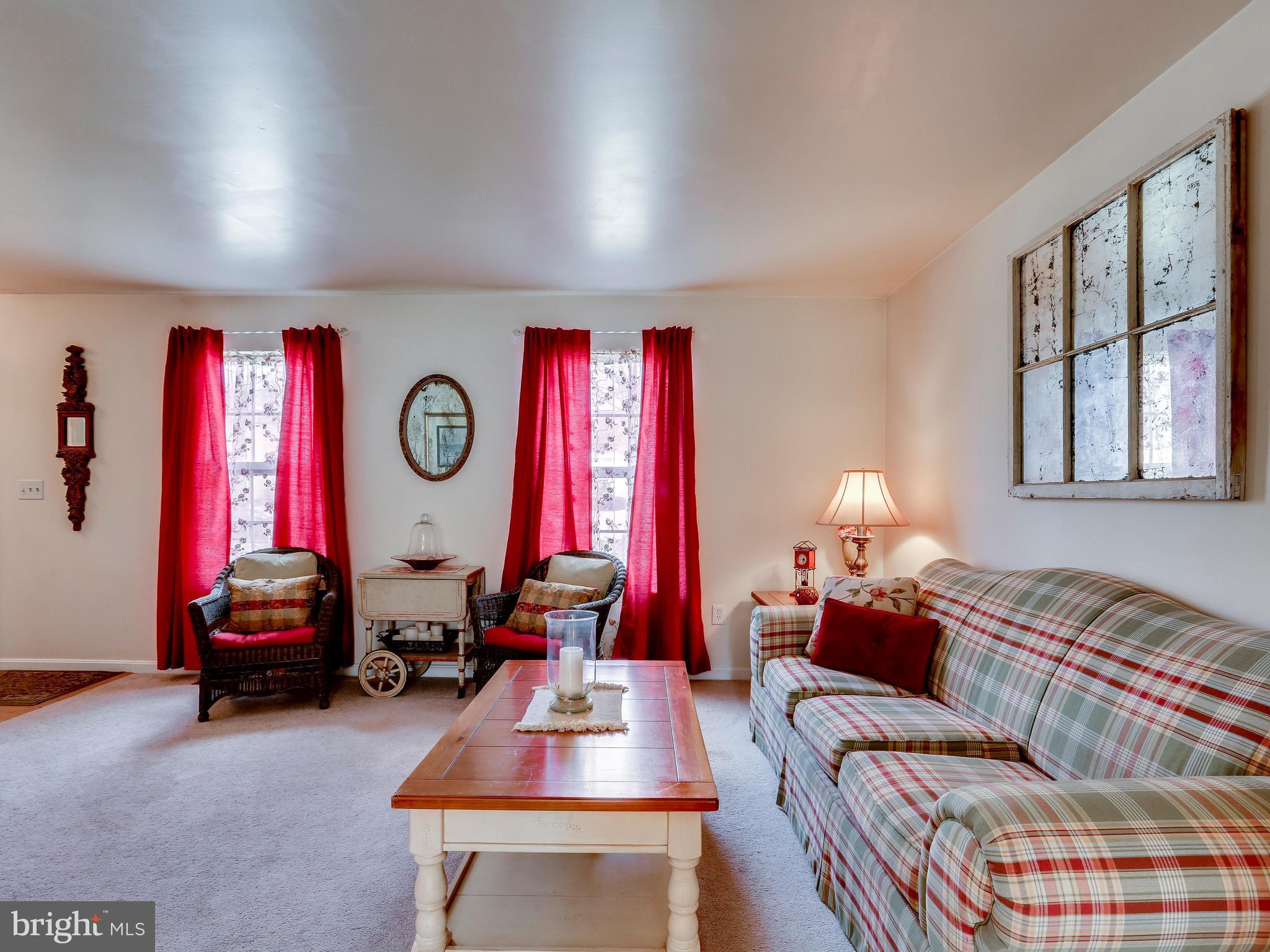 7701 Pecan Leaf Road Severn, MD 21144 - Photo 7 of 30 Living Room