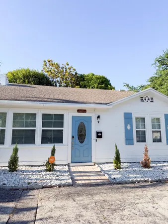 $4,000 | 521 Hampton Road, West Palm Beach, FL 33405
