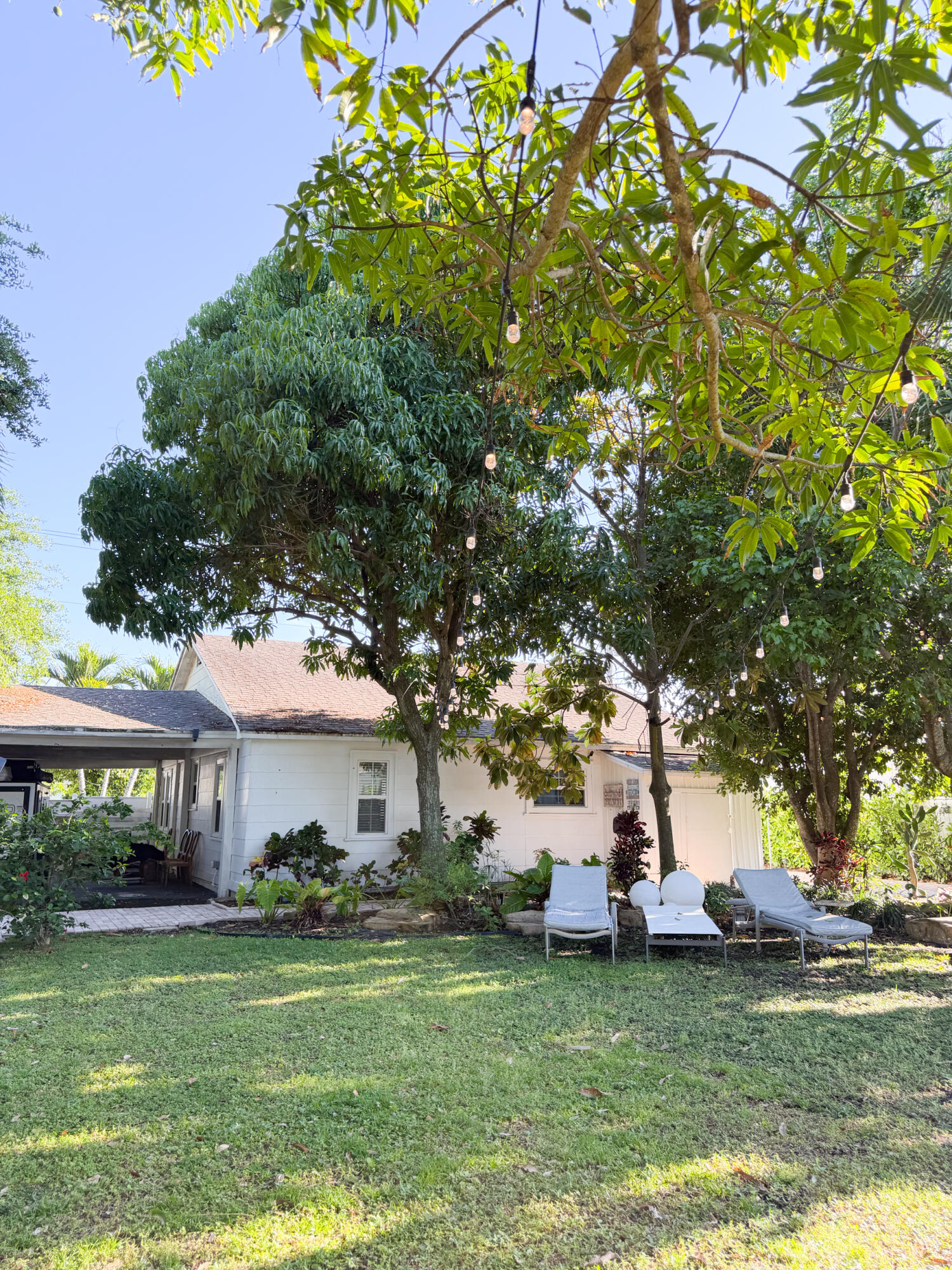 521 Hampton Road West Palm Beach, FL 33405 - Photo 20 of 28 hampton-8197