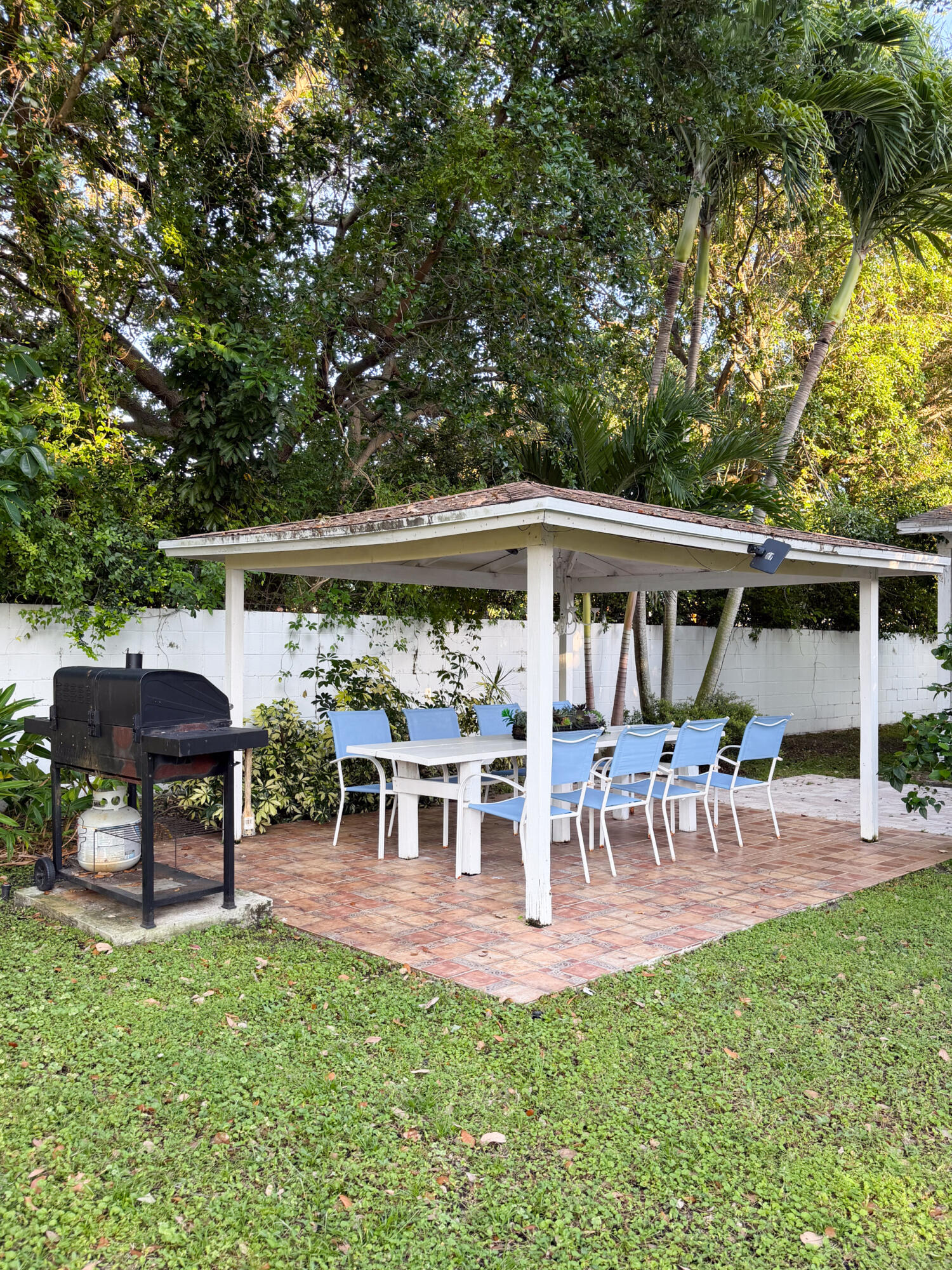 521 Hampton Road West Palm Beach, FL 33405 - Photo 26 of 28 hampton-8257