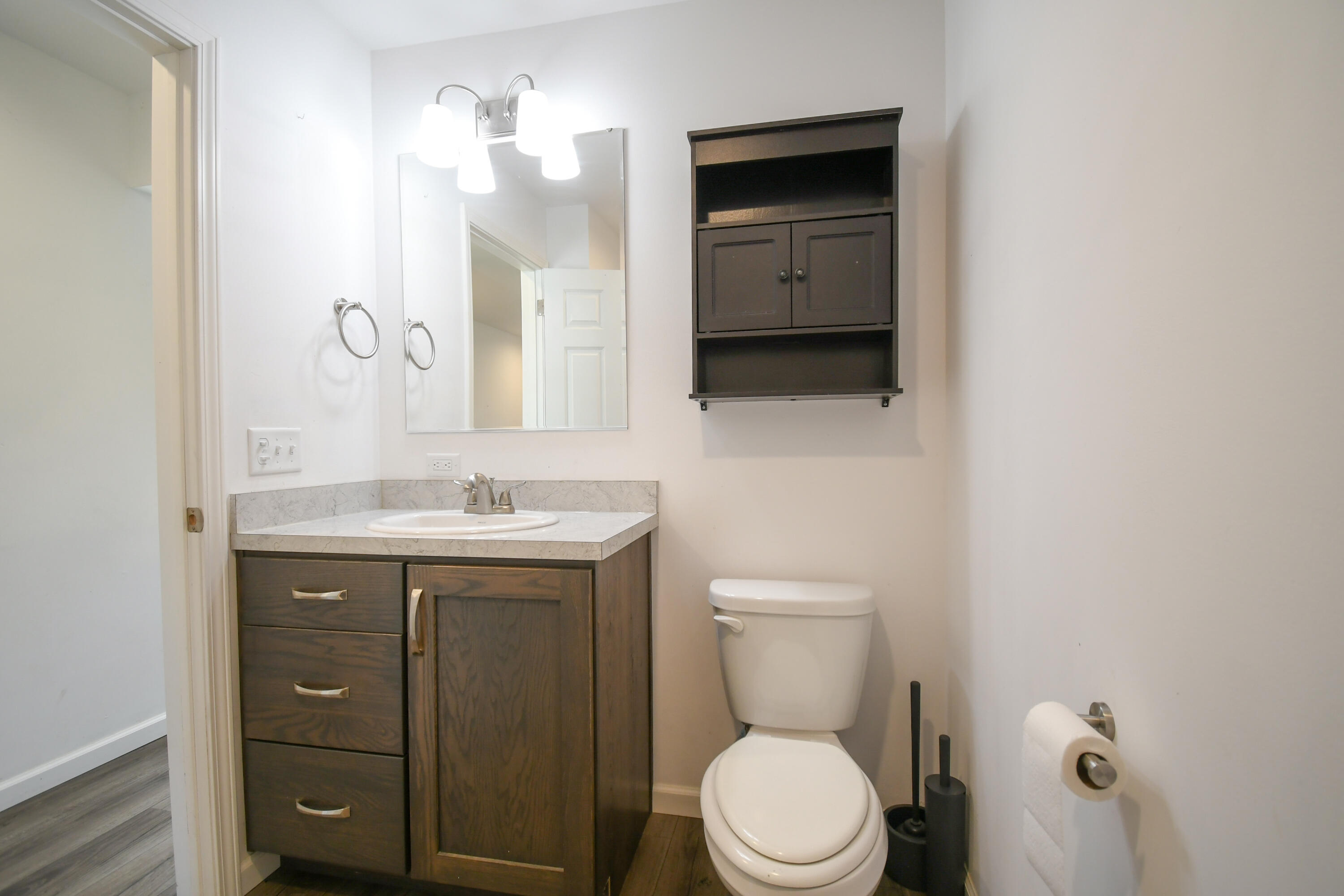 401 East Pittston Road Pittston, ME 04345 - Photo 7 of 24 DSC_5346