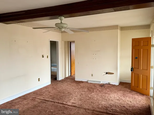 a view of a storage & utility room