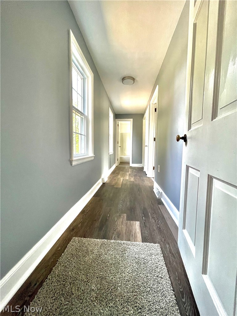 4782 Kirk Road Youngstown, OH 44515 - Photo 6 of 12 hallway to bedroom wing