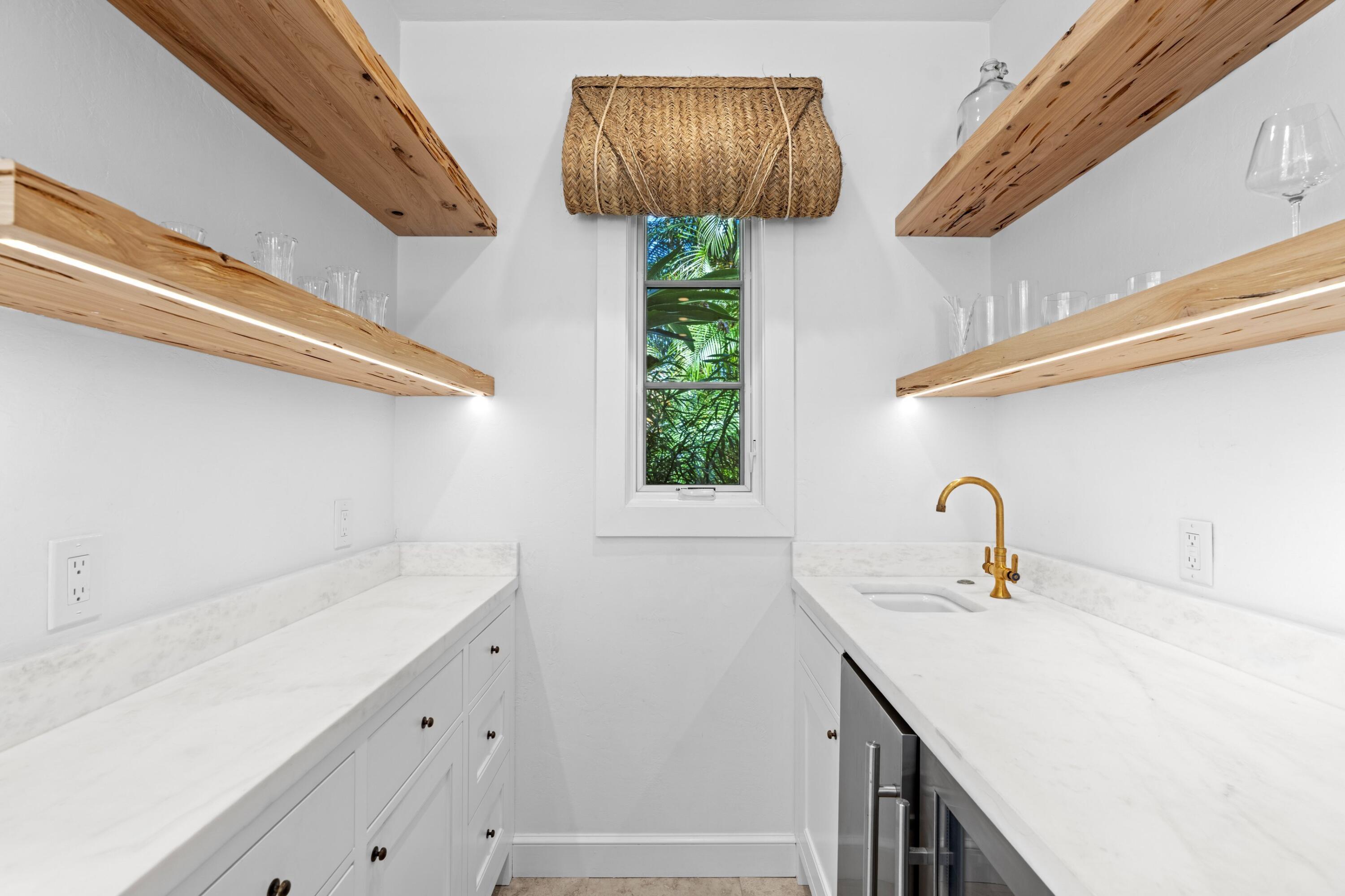 746 Upland Road West Palm Beach, FL 33401 - Photo 18 of 43 DSC02175.jpg-SMALL