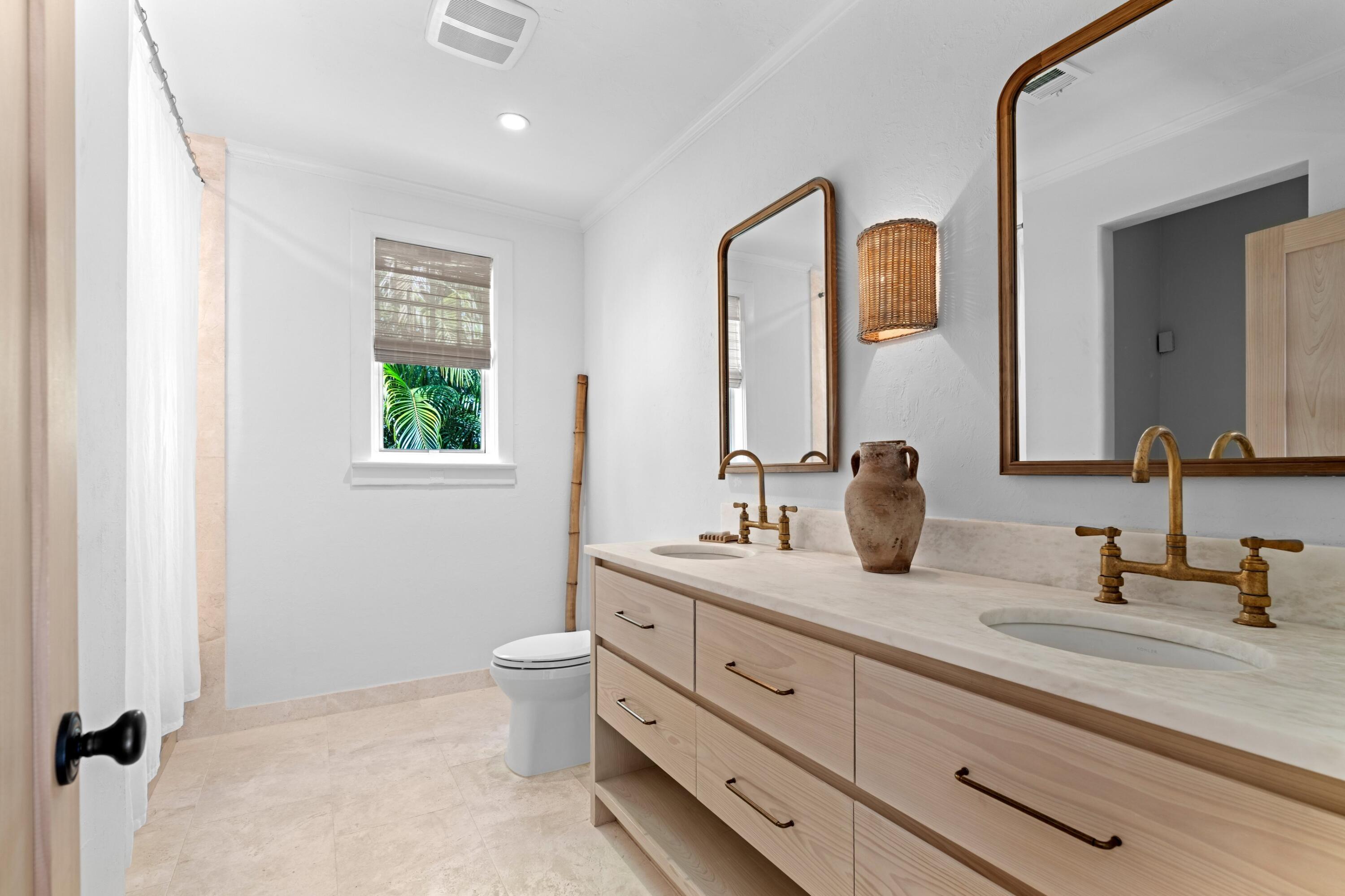 746 Upland Road West Palm Beach, FL 33401 - Photo 21 of 43 DSC02185.jpg-SMALL