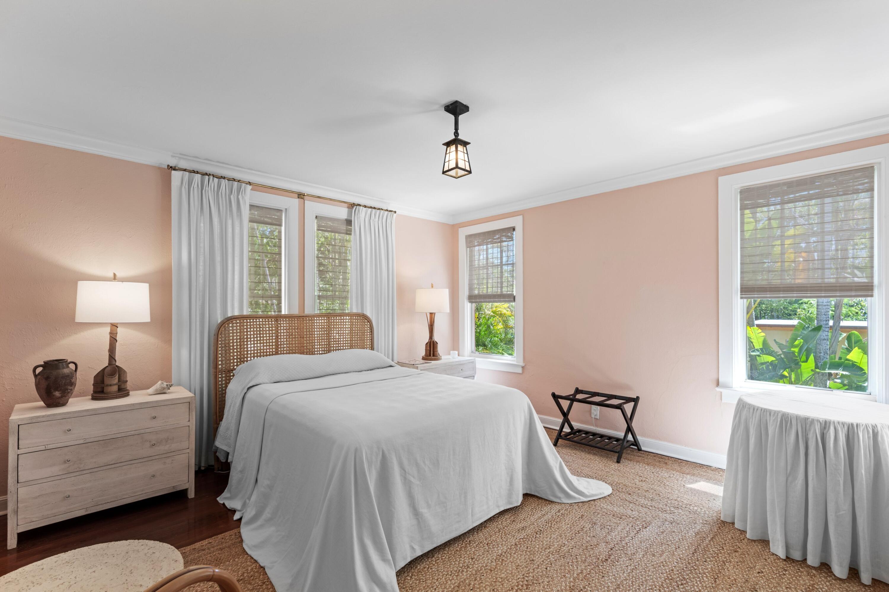 746 Upland Road West Palm Beach, FL 33401 - Photo 23 of 43 DSC02200.jpg-SMALL