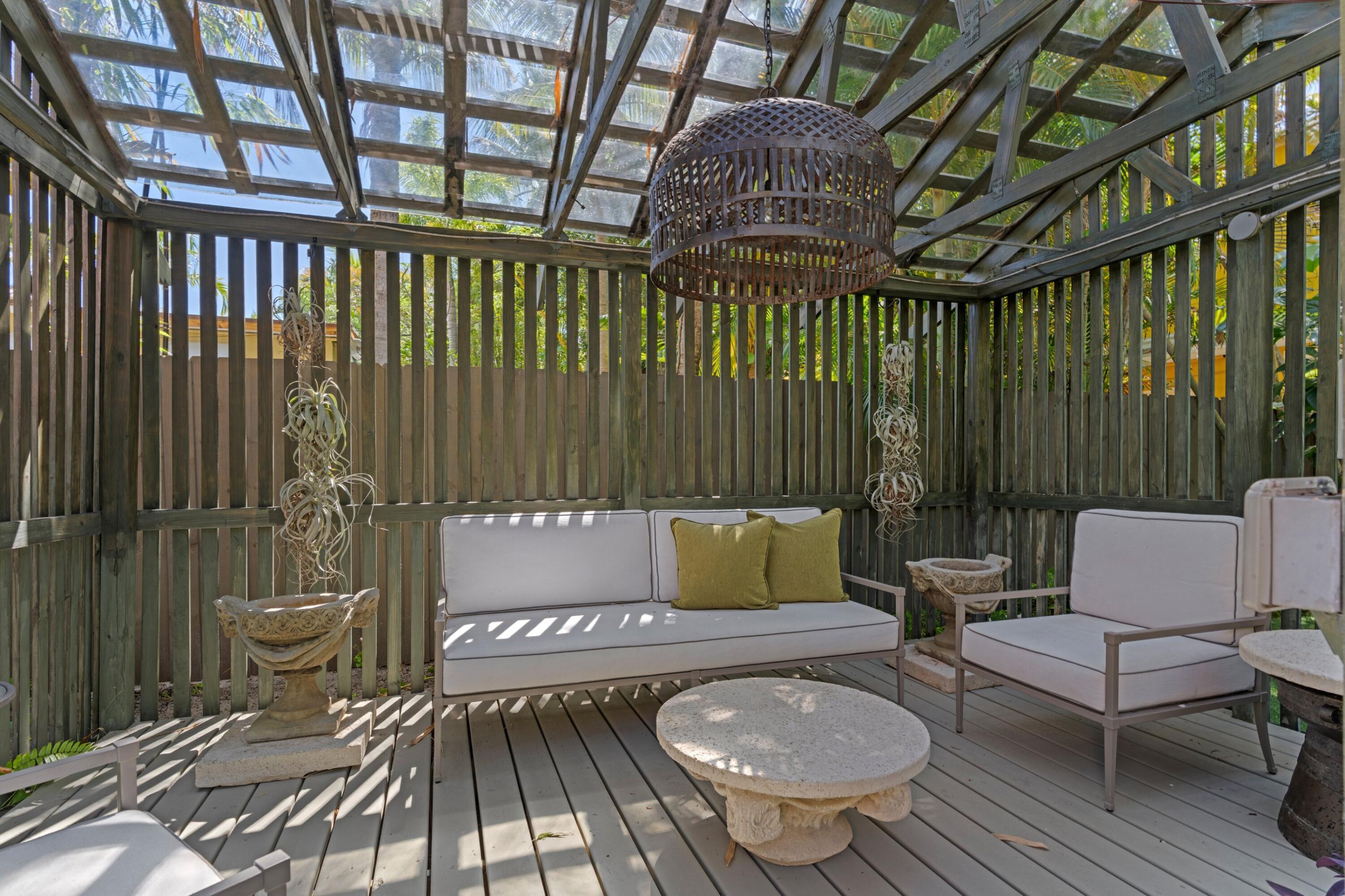 746 Upland Road West Palm Beach, FL 33401 - Photo 34 of 43 DSC02270.jpg-SMALL