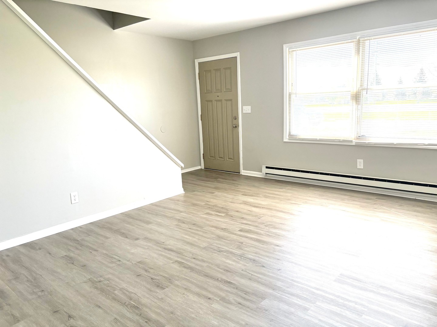 724 Oakton Road Montgomery, IL 60538 - Photo 5 of 17