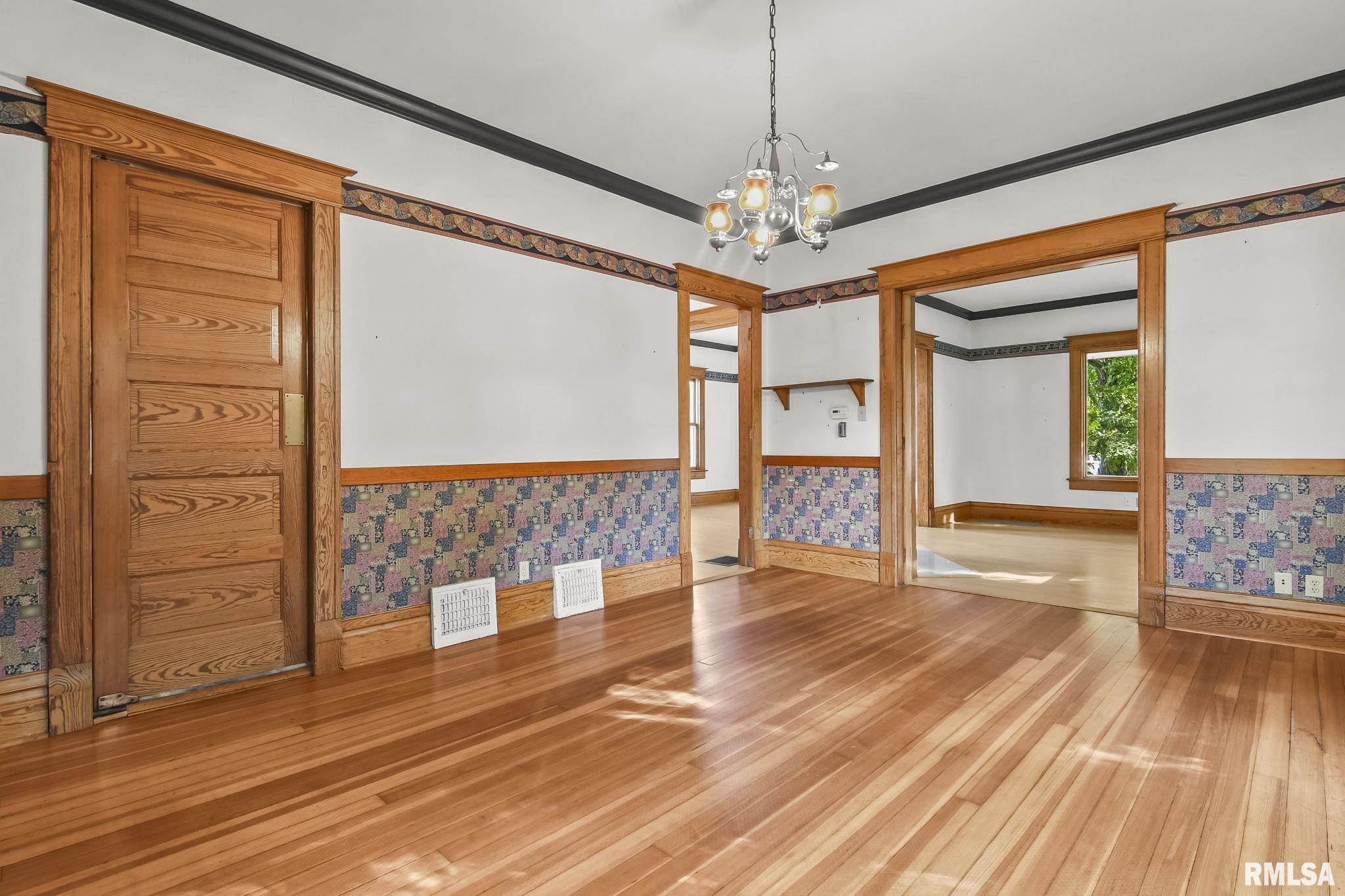 835 South Park Avenue Springfield, IL 62704 - Photo 14 of 36