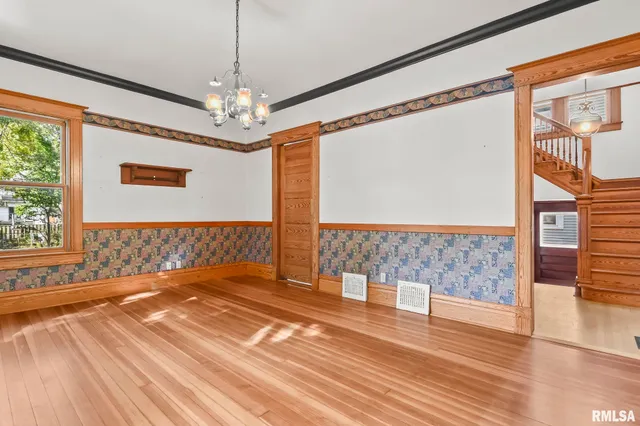 $285,000 | 835 South Park Avenue, Springfield, IL 62704