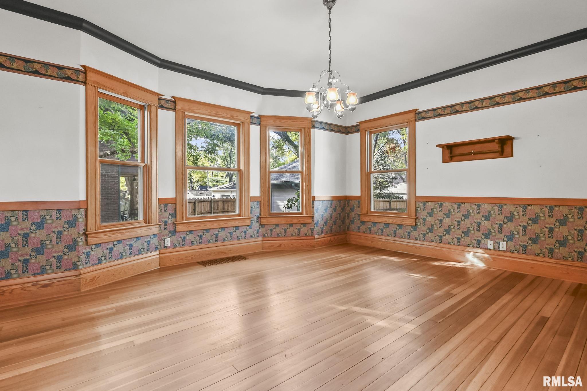 835 South Park Avenue Springfield, IL 62704 - Photo 17 of 36