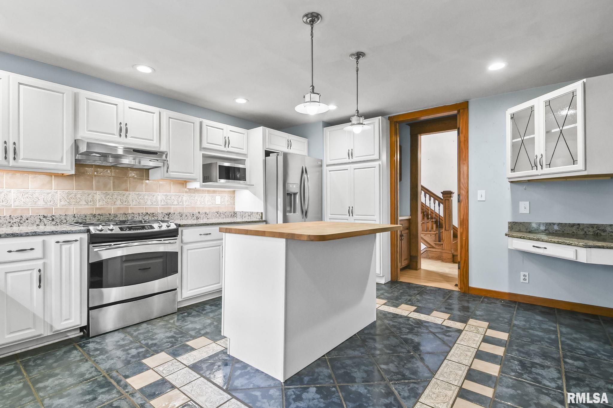 835 South Park Avenue Springfield, IL 62704 - Photo 19 of 36