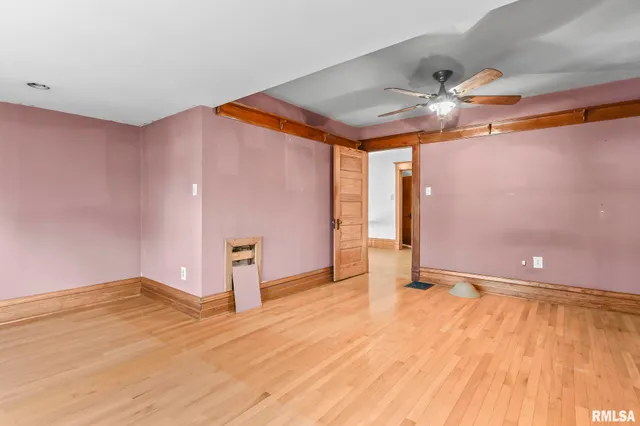 $285,000 | 835 South Park Avenue, Springfield, IL 62704