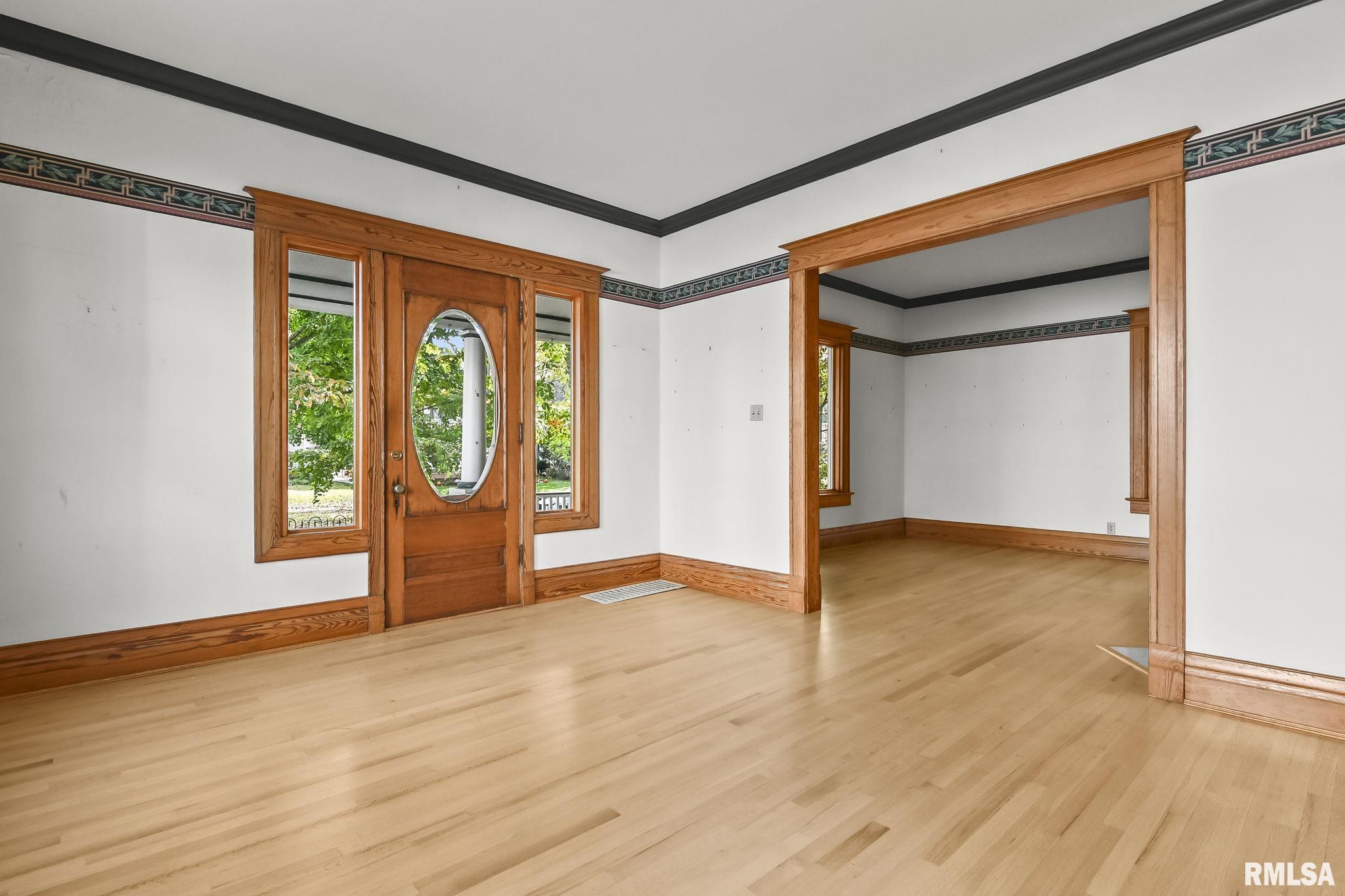 835 South Park Avenue Springfield, IL 62704 - Photo 9 of 36