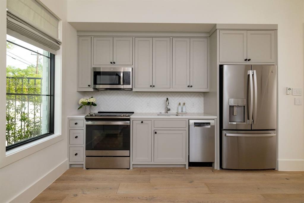 1412 Chelsea Rae Lane Keller, TX 76262 - Photo 23 of 40 The guest quarters with it's amazing kitchen