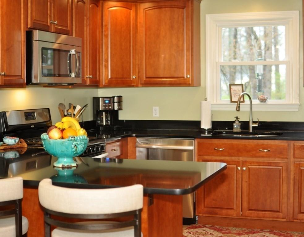 21 Cherokee Road Acton, MA 01720 - Photo 17 of 41 Gallery Image 17