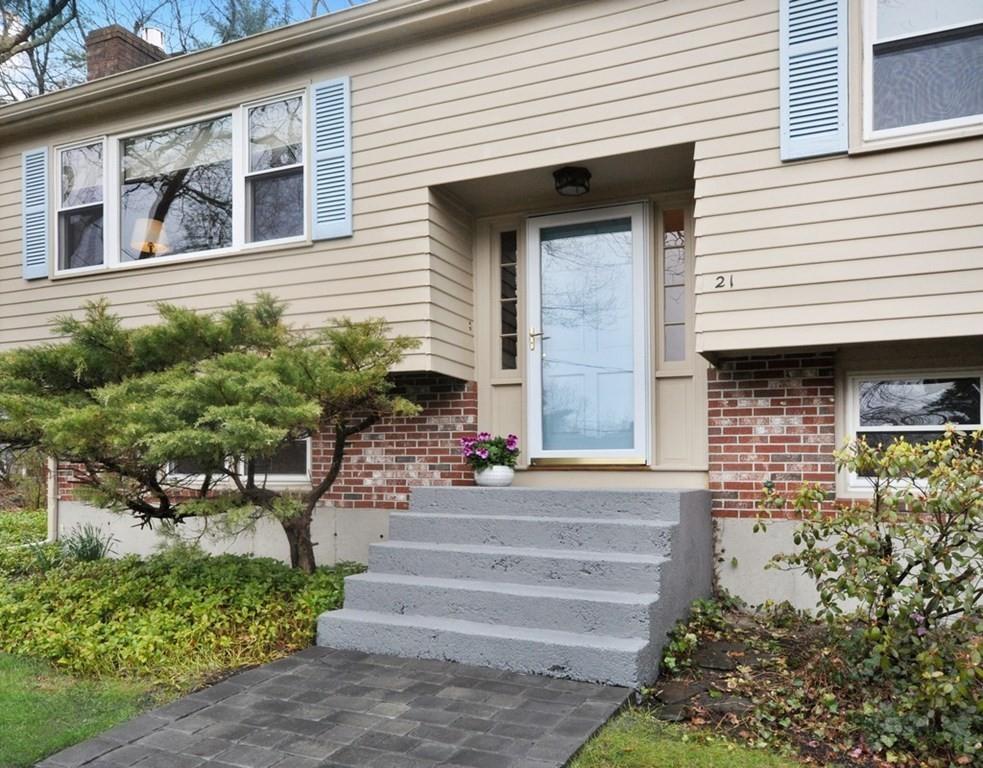 21 Cherokee Road Acton, MA 01720 - Photo 3 of 41 Gallery Image 3
