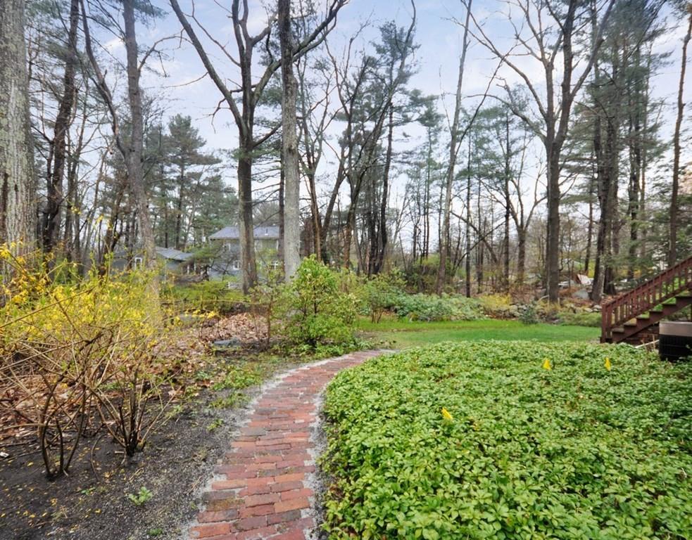21 Cherokee Road Acton, MA 01720 - Photo 38 of 41 Gallery Image 38