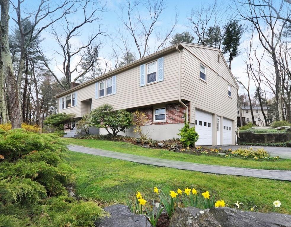 21 Cherokee Road Acton, MA 01720 - Photo 4 of 41 Gallery Image 4