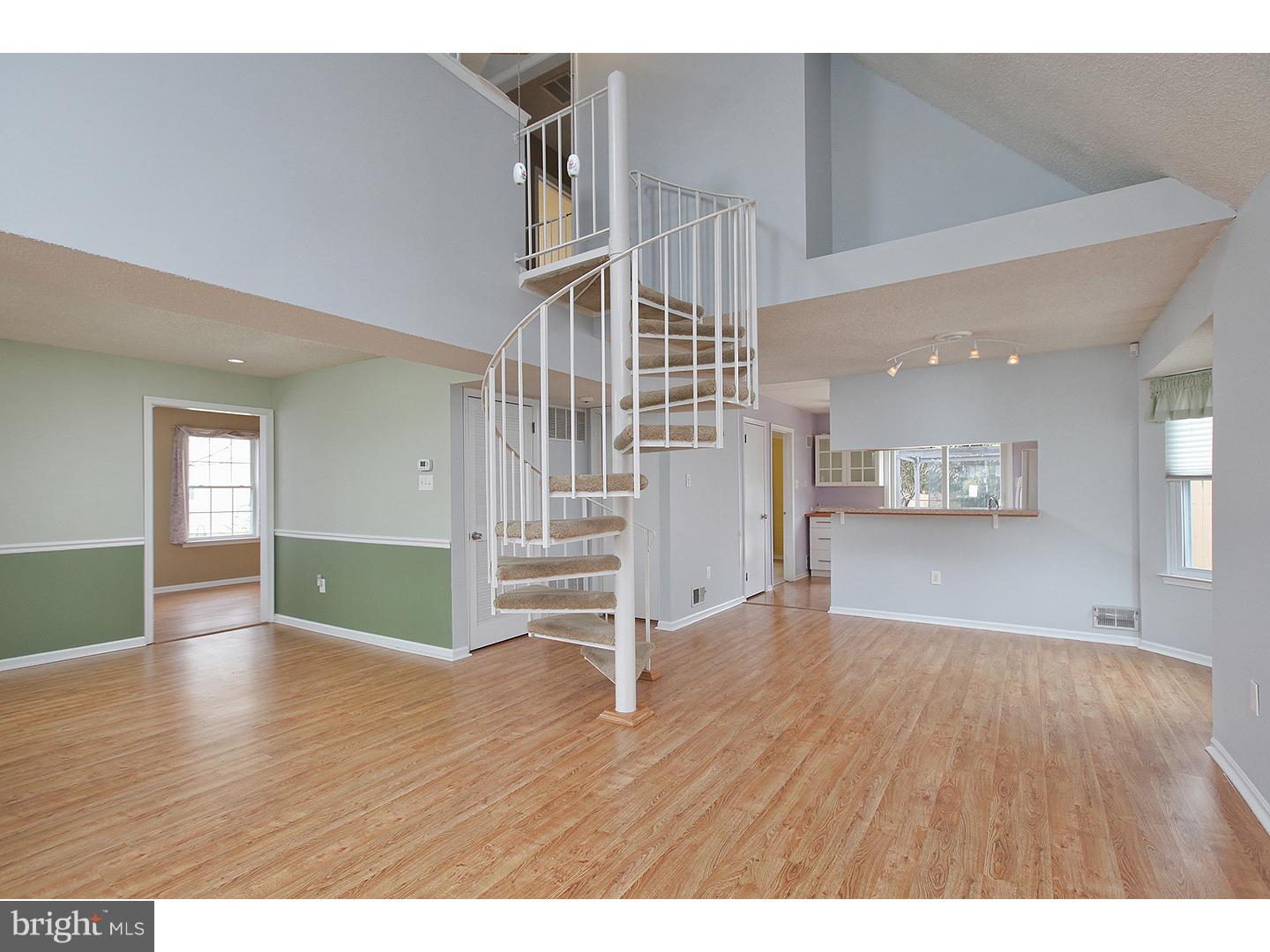 218 Stirrup Road Logan Township, NJ 08085 - Photo 3 of 20 Great Room