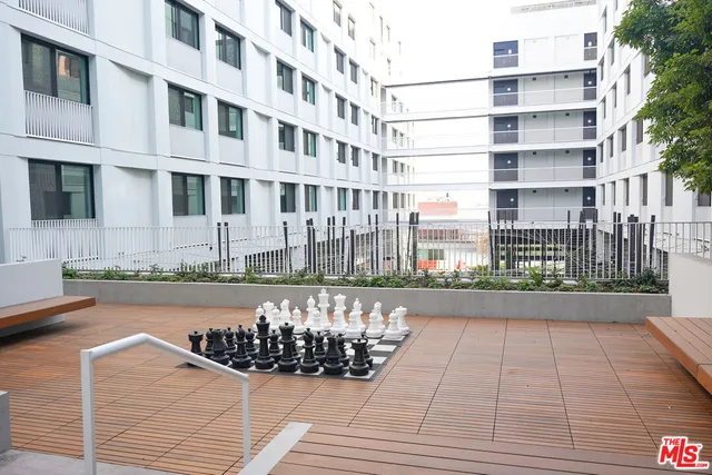 $2,245 | 200 Mesnager Street, Unit 618, Los Angeles, CA 90012