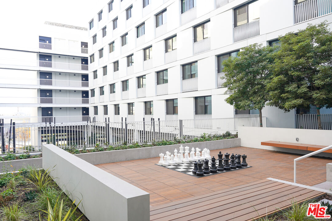 200 Mesnager Street, Unit 618 Los Angeles, CA 90012 - Photo 2 of 24