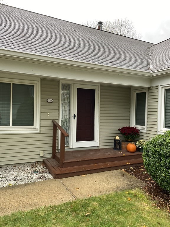 124 Stone Ridge Road, Unit 124 Franklin, MA 02038 - Photo 1 of 25 Gallery Image 1