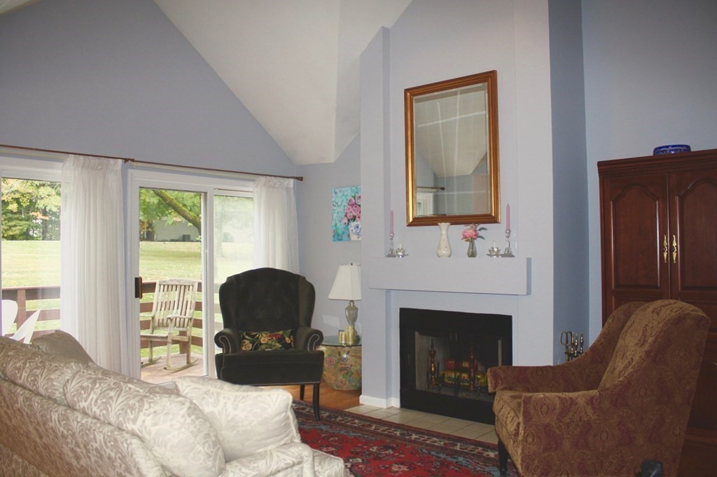 124 Stone Ridge Road, Unit 124 Franklin, MA 02038 - Photo 6 of 25 Gallery Image 6