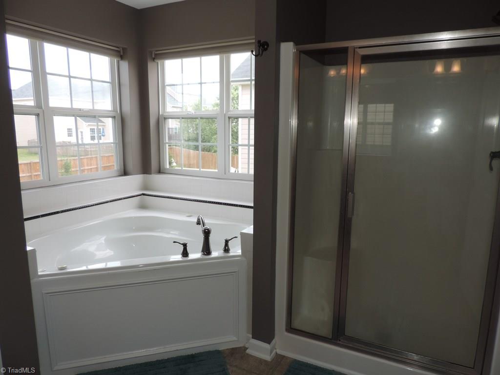 3013 Sycamore Point Trail High Point, NC 27265 - Photo 17 of 26 Gallery Image 17