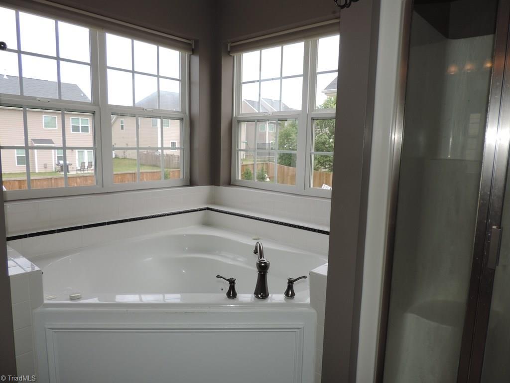 3013 Sycamore Point Trail High Point, NC 27265 - Photo 18 of 26 Gallery Image 18