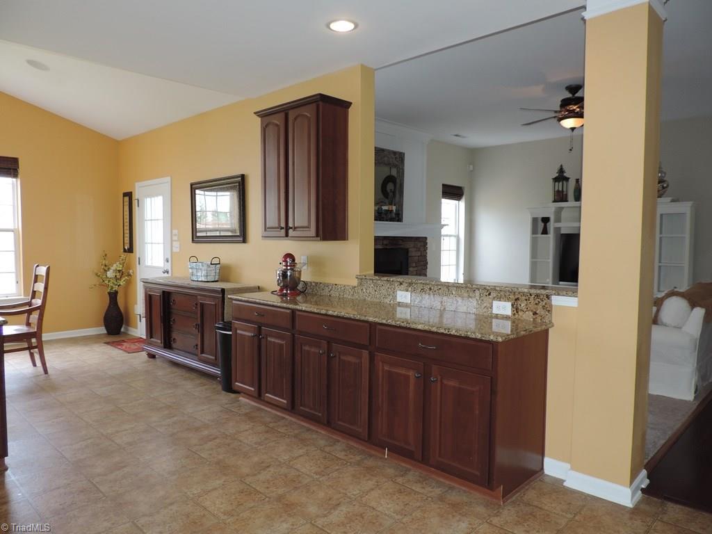 3013 Sycamore Point Trail High Point, NC 27265 - Photo 8 of 26 Gallery Image 8