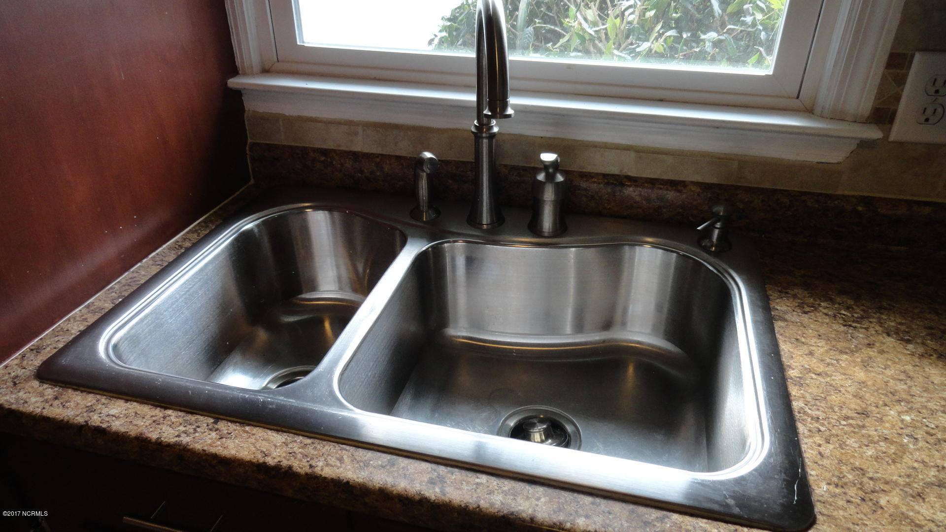 206 Boros Road New Bern, NC 28560 - Photo 17 of 40 Custom Sink