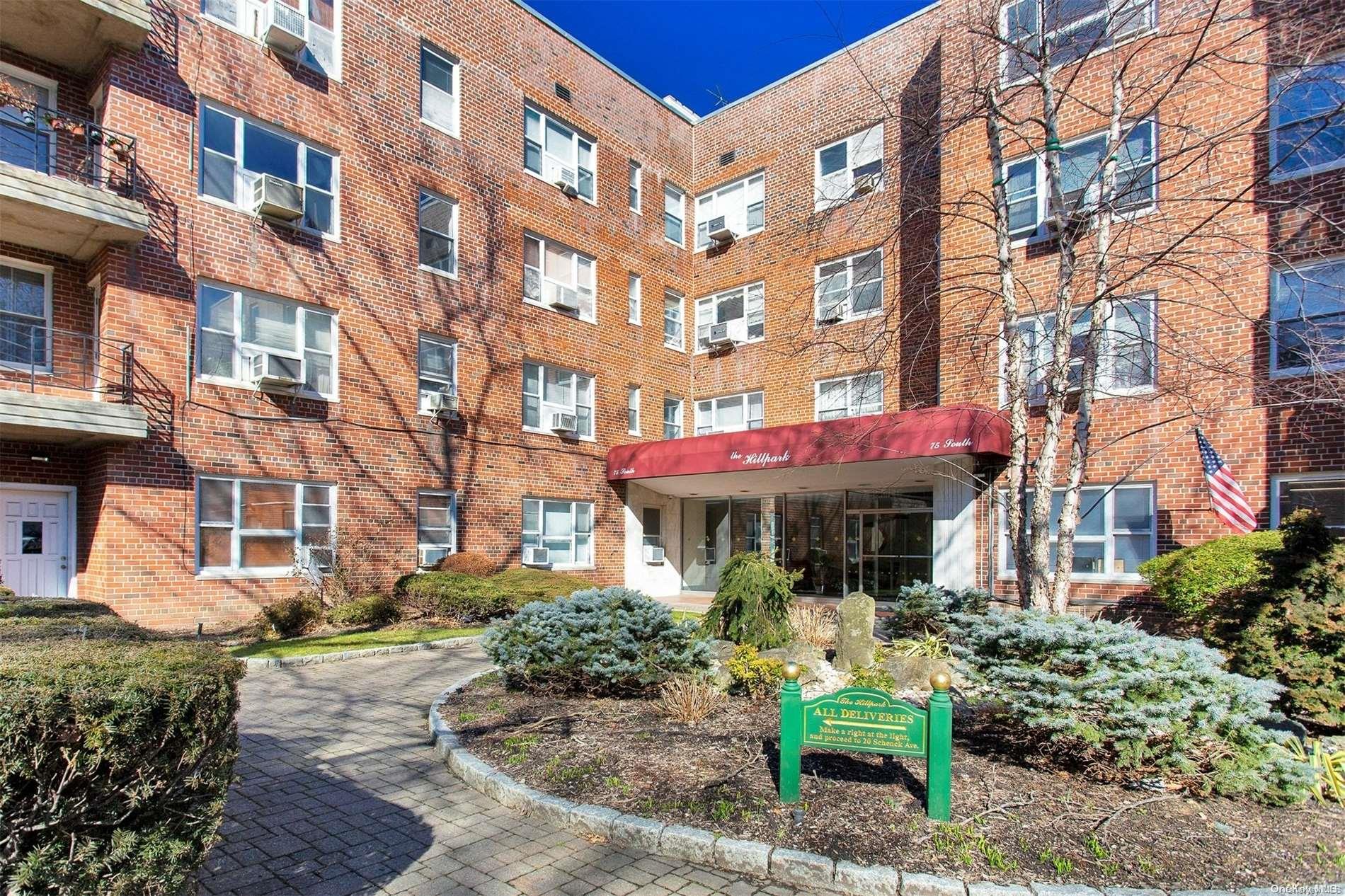 75 South Middle Neck Road, Unit 2M Great Neck, NY 11021 - Photo 1 of 1