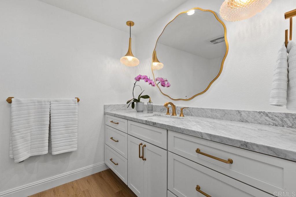 7057 Estrella De Mar Road Carlsbad, CA 92009 - Photo 16 of 40