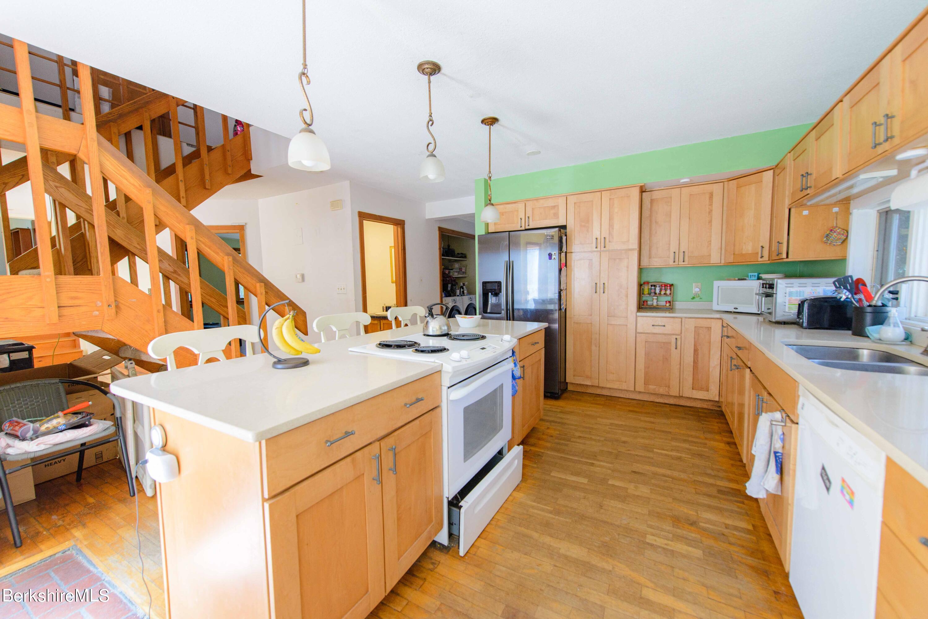 368 Chesterfield Road Leeds, MA 01053 - Photo 5 of 35 Kitchen_05