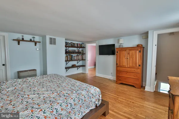 $474,900 | 408 North Hammonds Ferry Road, Linthicum Heights, MD 21090