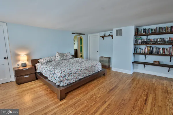 $474,900 | 408 North Hammonds Ferry Road, Linthicum Heights, MD 21090